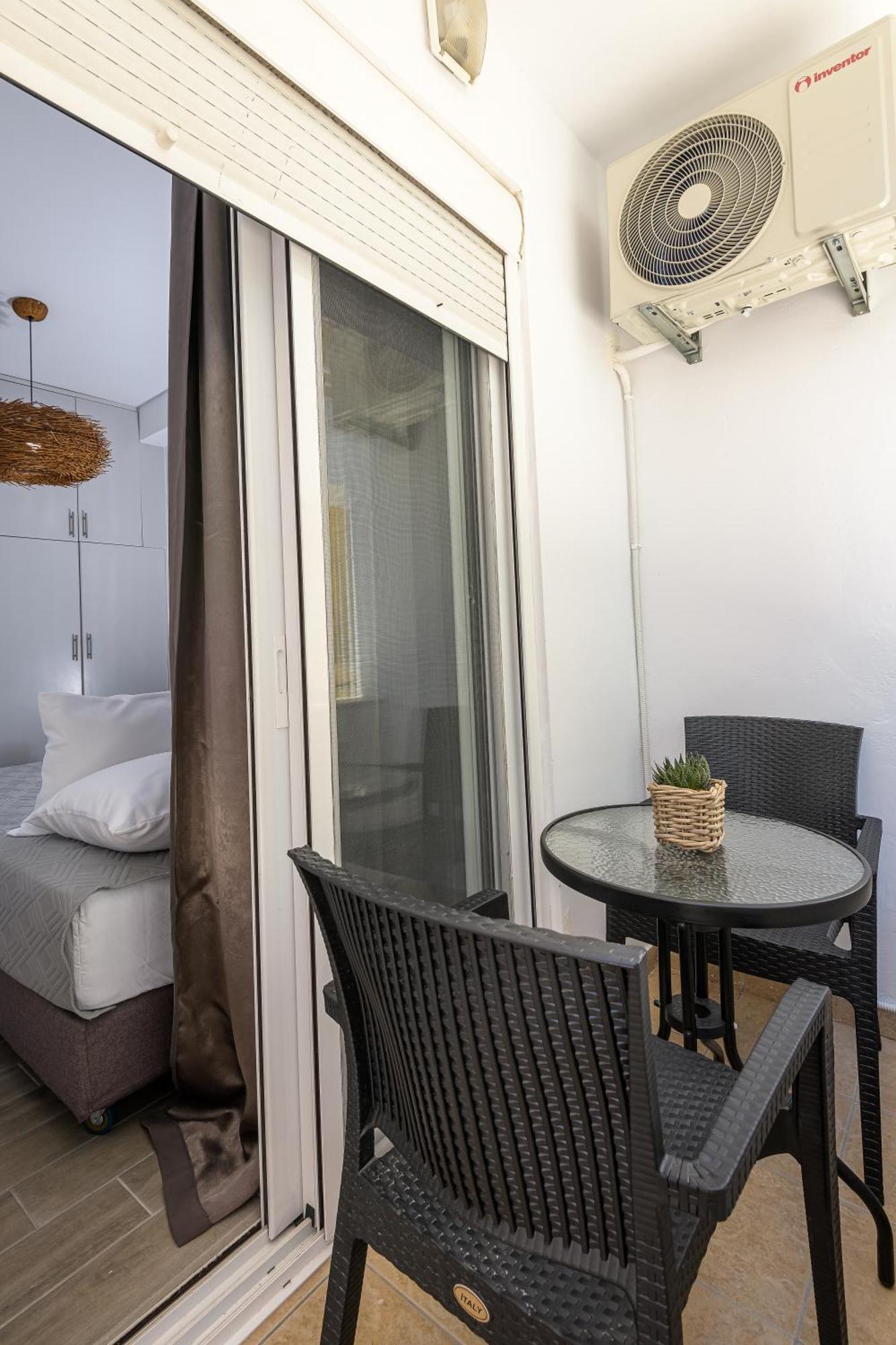 Suites 33 Kos Town Luaran gambar